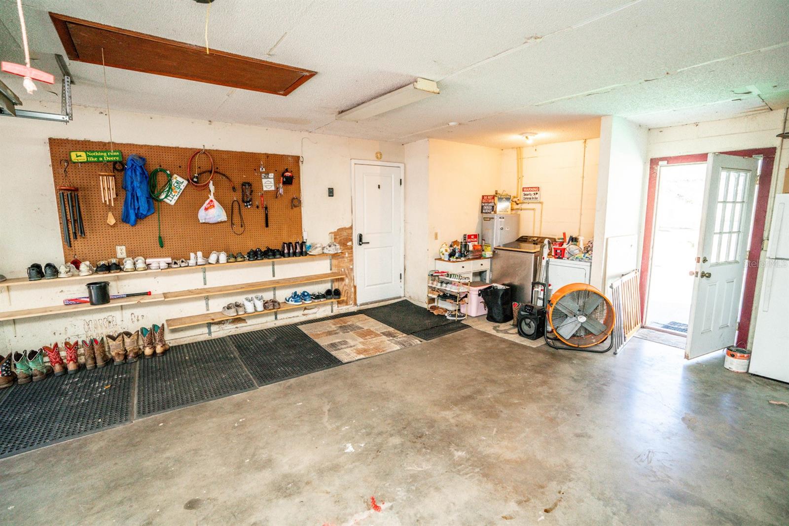 8615 GREENFIELD LN, ZEPHYRHILLS, FL, 33541