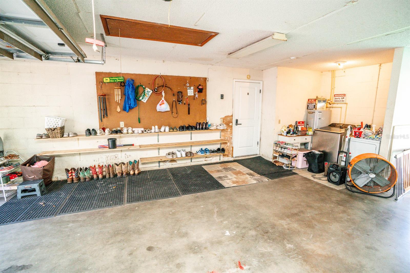 8615 GREENFIELD LN, ZEPHYRHILLS, FL, 33541