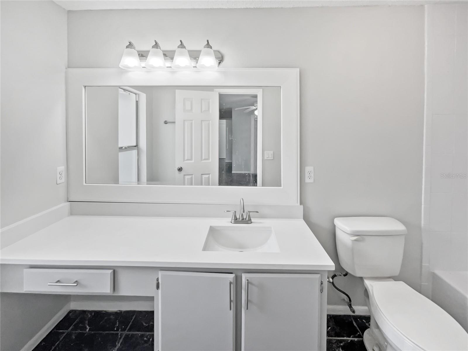 8813 PARLIAMENT CT, KISSIMMEE, FL, 34747