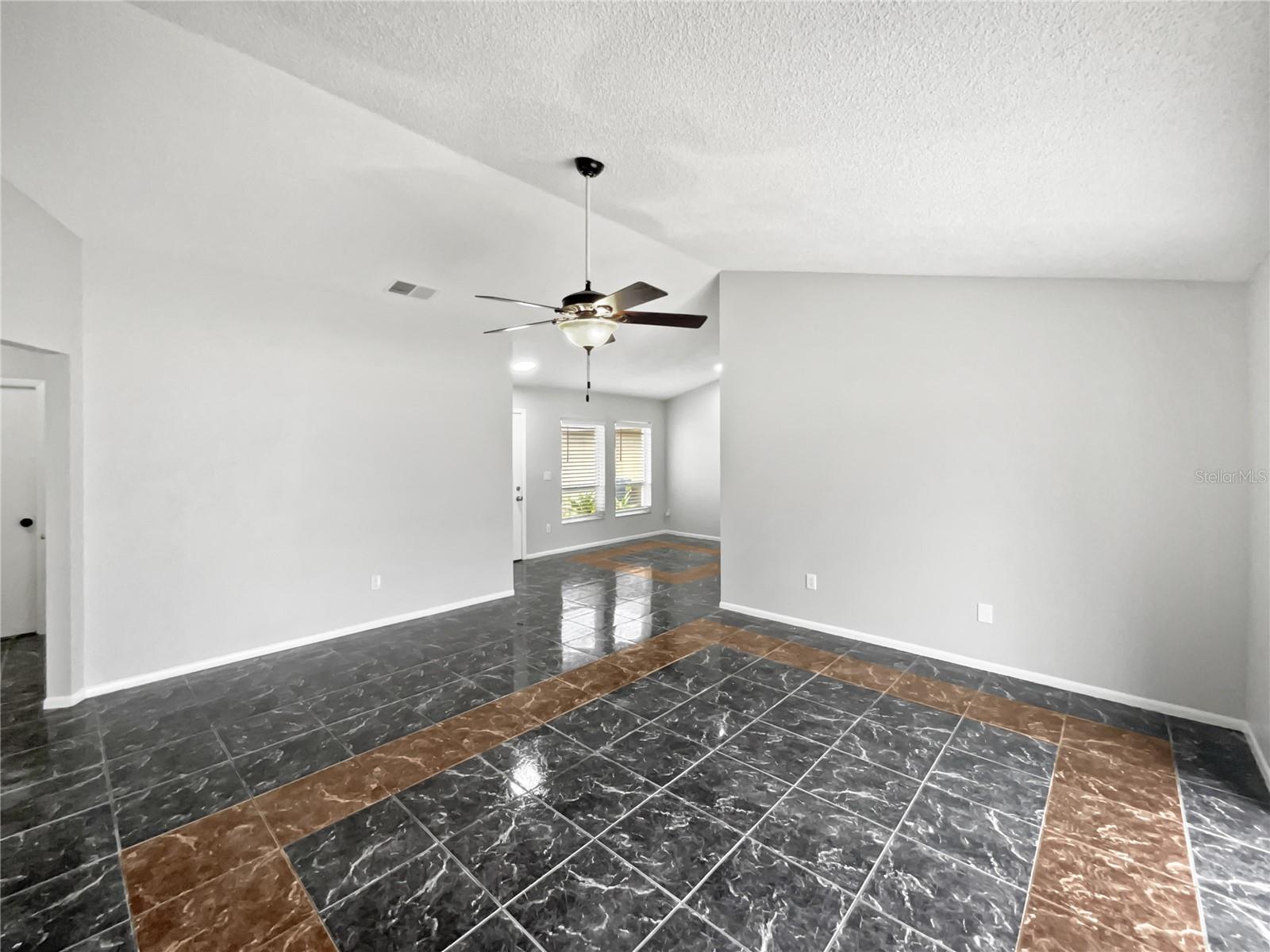 8813 PARLIAMENT CT, KISSIMMEE, FL, 34747