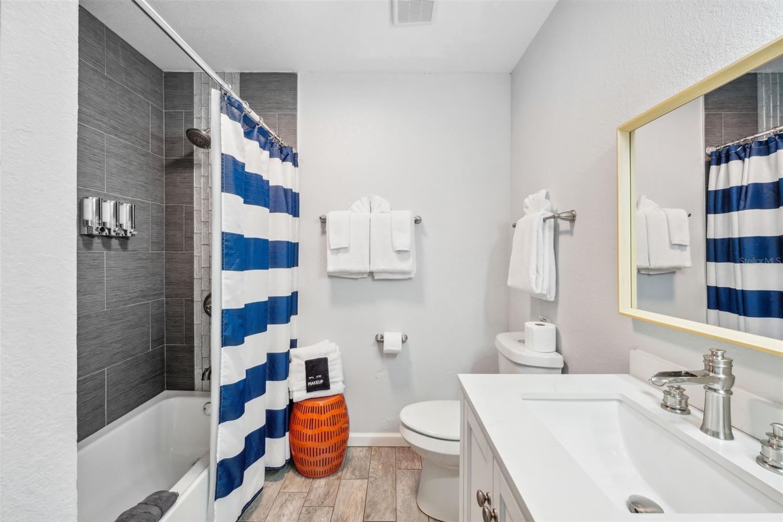 216 SAN VINCENTE ST, PANAMA CITY BEACH, FL, 32413
