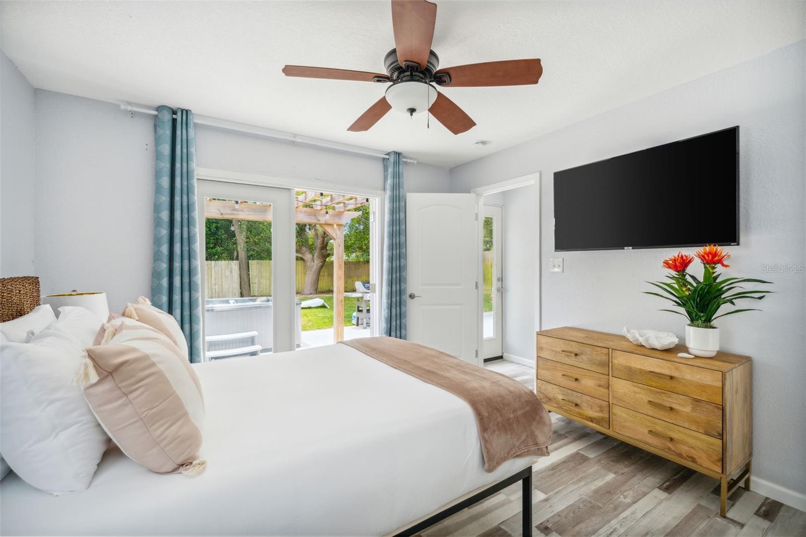 216 SAN VINCENTE ST, PANAMA CITY BEACH, FL, 32413