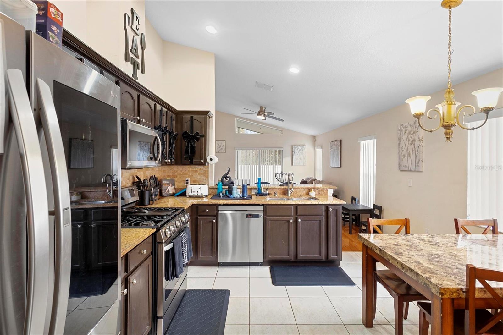 3125 WOOD ROSE WAY, DELTONA, FL, 32725