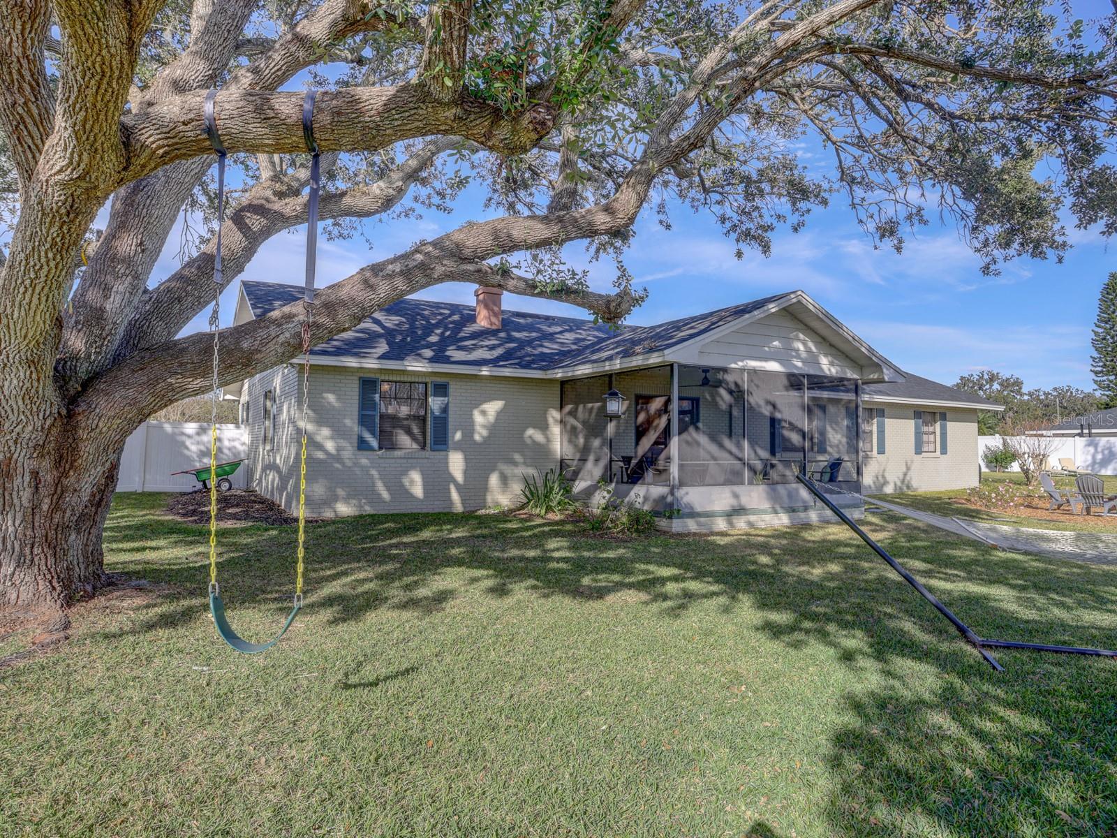 825 E MANN RD, BARTOW, FL, 33830