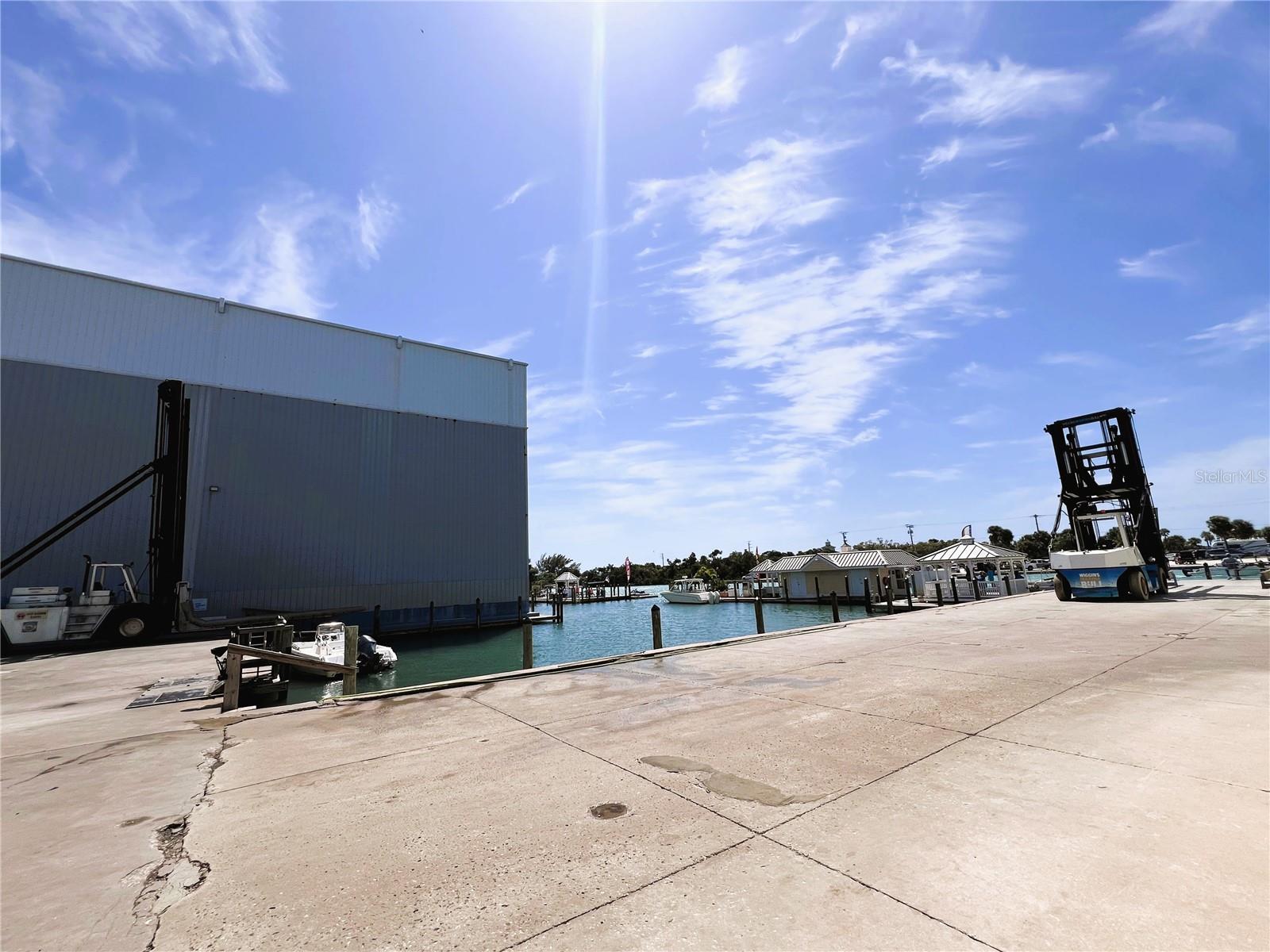 100 CIRCUIT RD #S9, NOKOMIS, FL, 34275