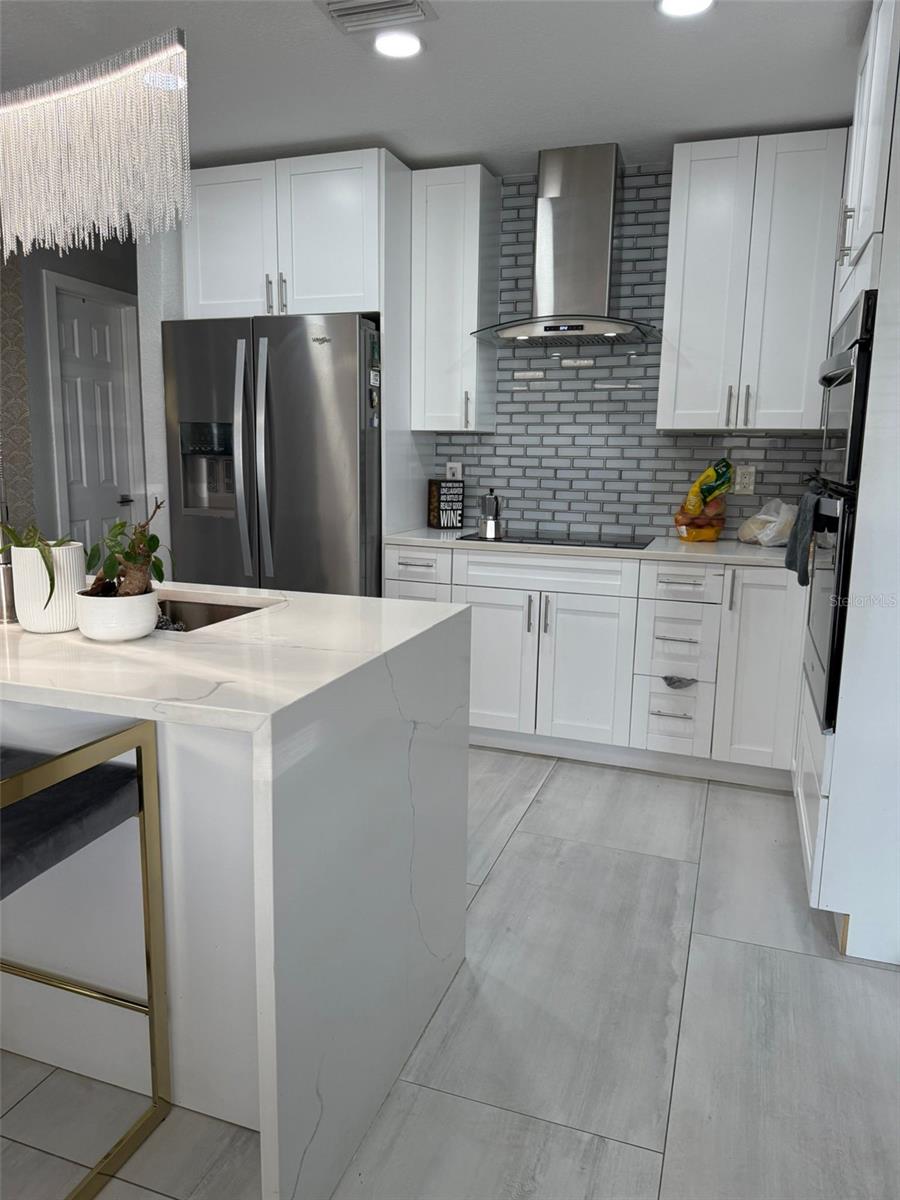 8503 WOODBRIDGE BLVD, TAMPA, FL, 33615