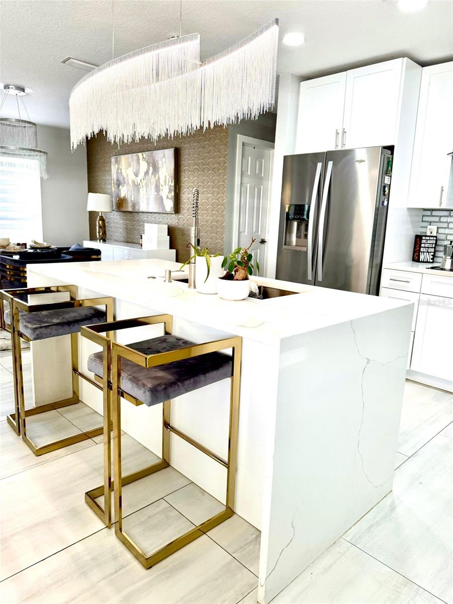8503 WOODBRIDGE BLVD, TAMPA, FL, 33615