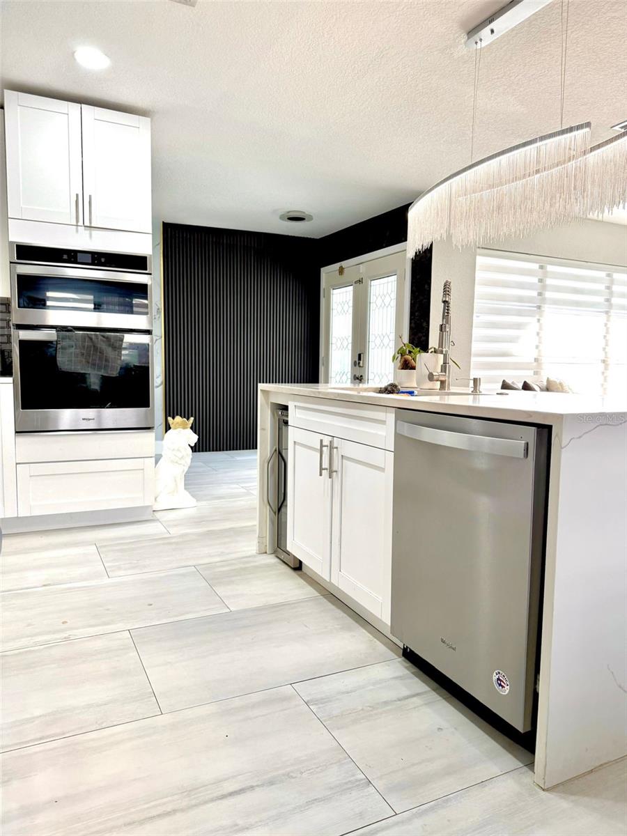 8503 WOODBRIDGE BLVD, TAMPA, FL, 33615