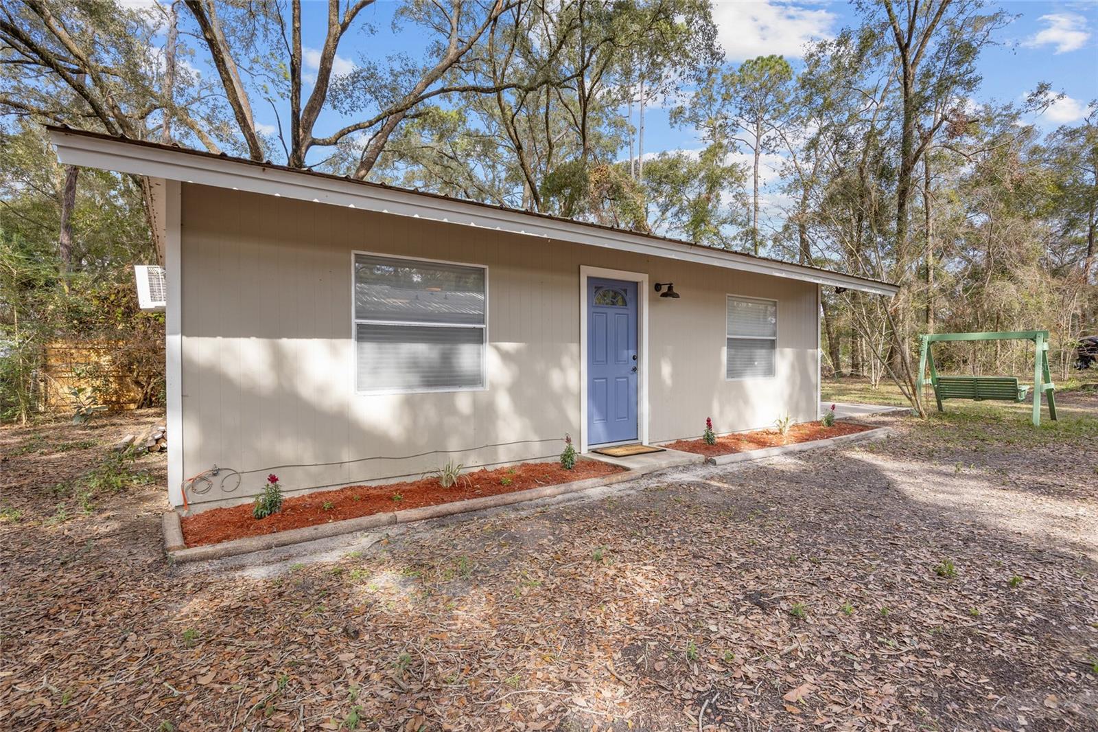 915 SW 4TH AVE, TRENTON, FL, 32693