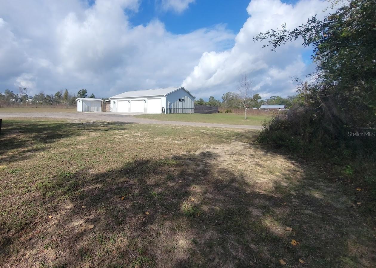 40123 E 9TH AVE, UMATILLA, FL, 32784