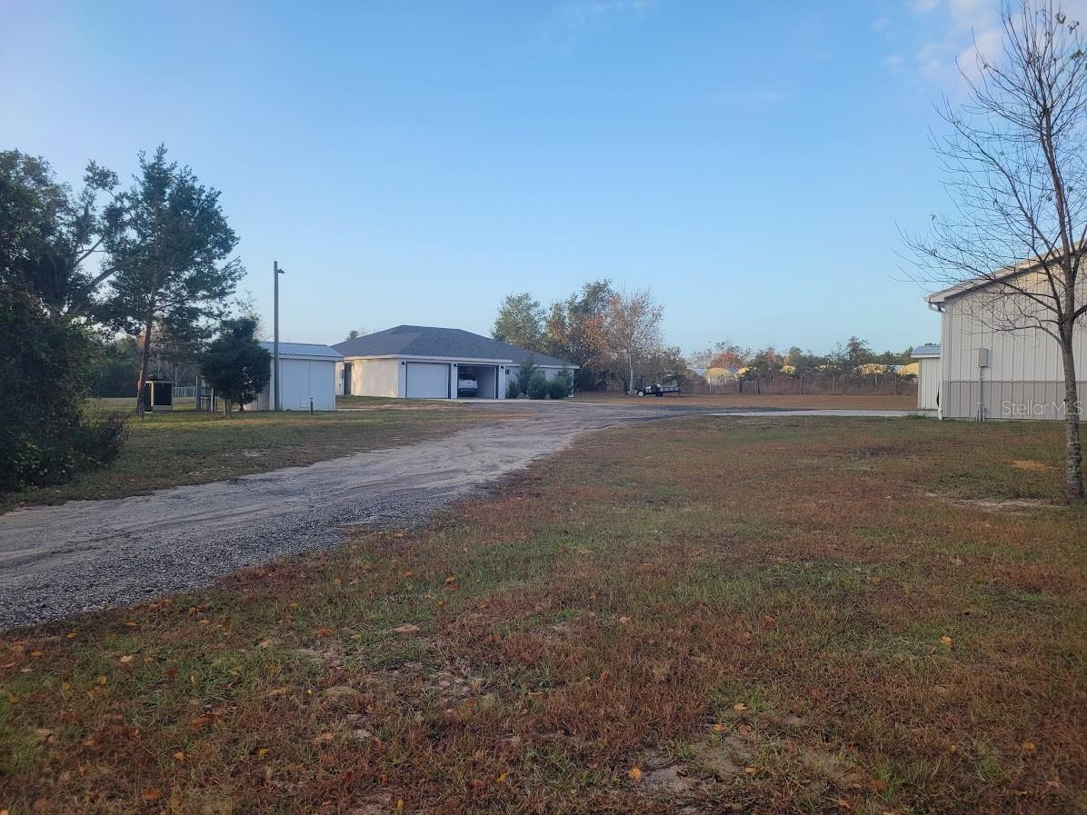 40123 E 9TH AVE, UMATILLA, FL, 32784