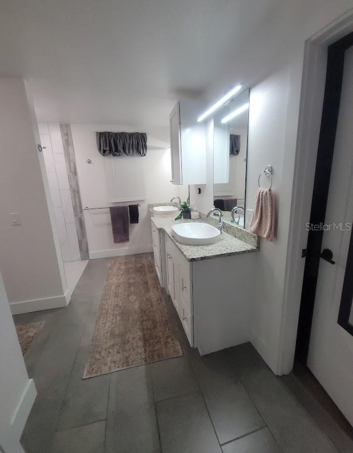 40123 E 9TH AVE, UMATILLA, FL, 32784