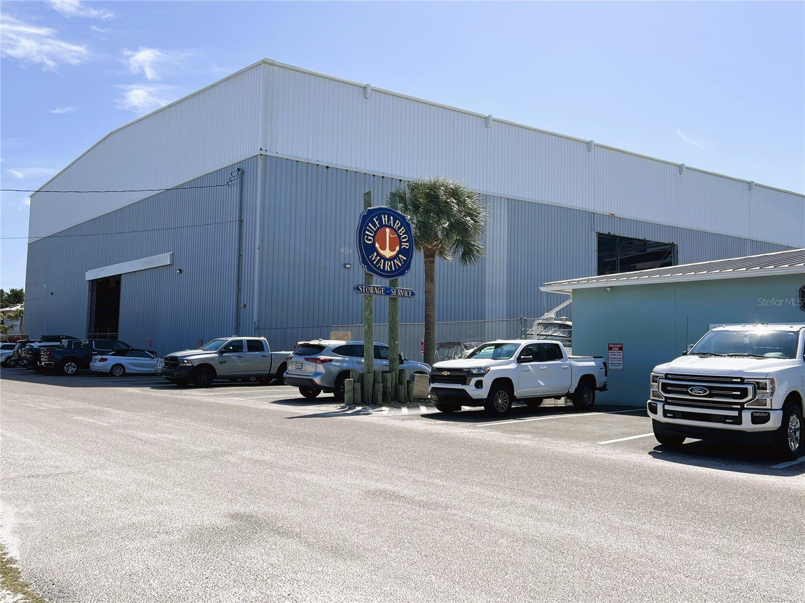 100 CIRCUIT RD #S82, NOKOMIS, FL, 34275