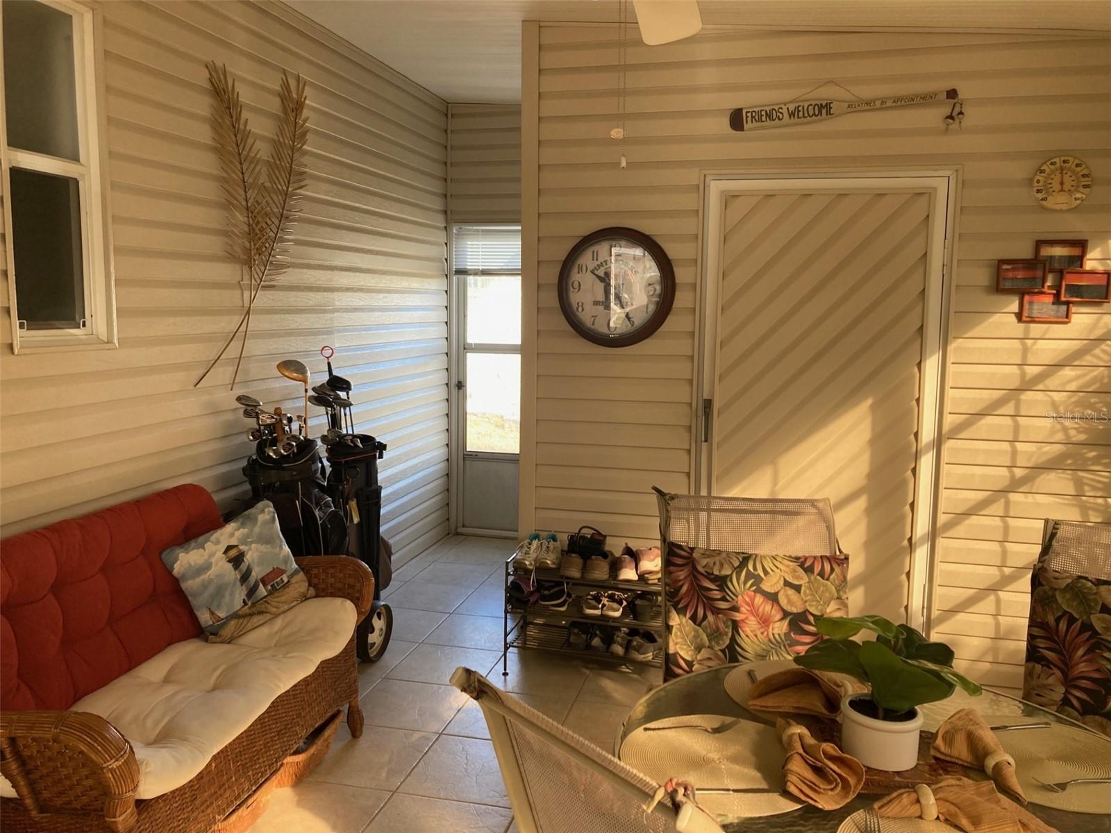 TB8342016 Property Photo