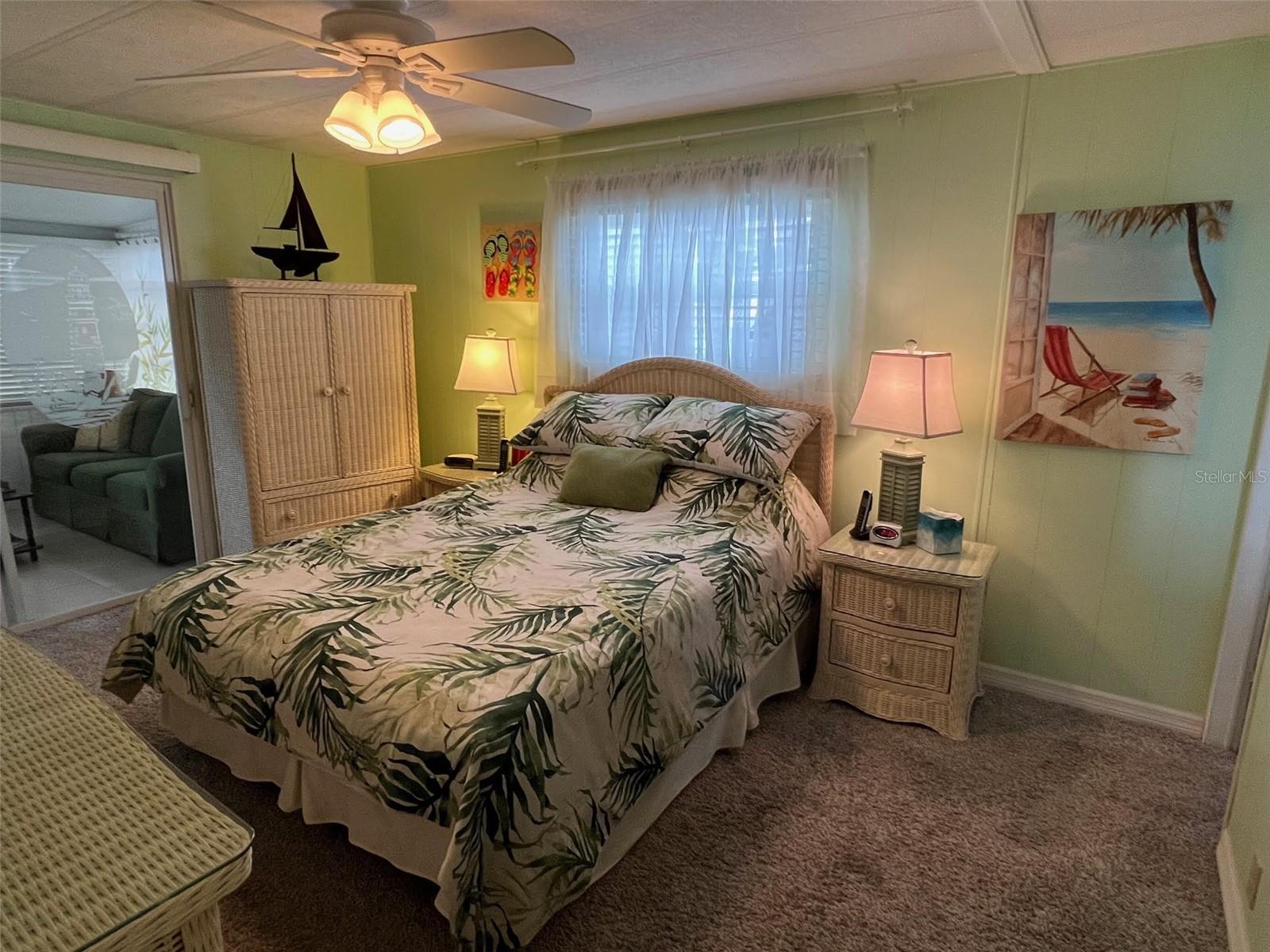 TB8342016 Property Photo