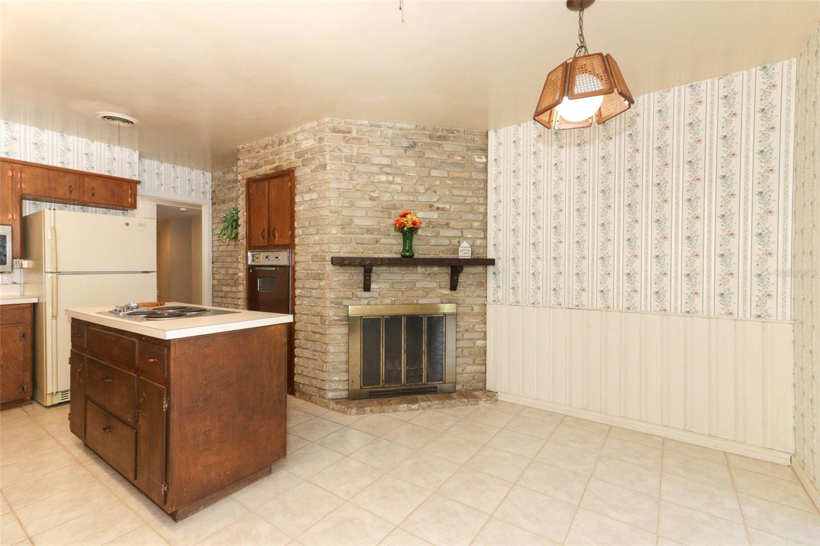 2201 SUNDERLAND RD, MAITLAND, FL, 32751