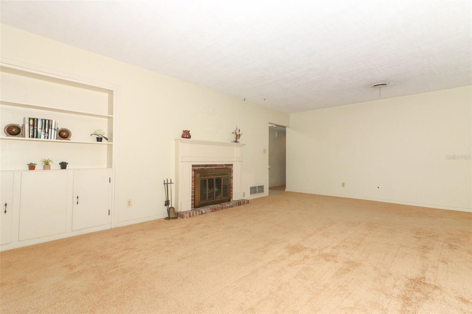 2201 SUNDERLAND RD, MAITLAND, FL, 32751