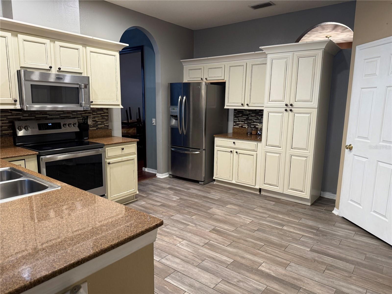 3830 STORNOWAY DR, LAND O LAKES, FL, 34638