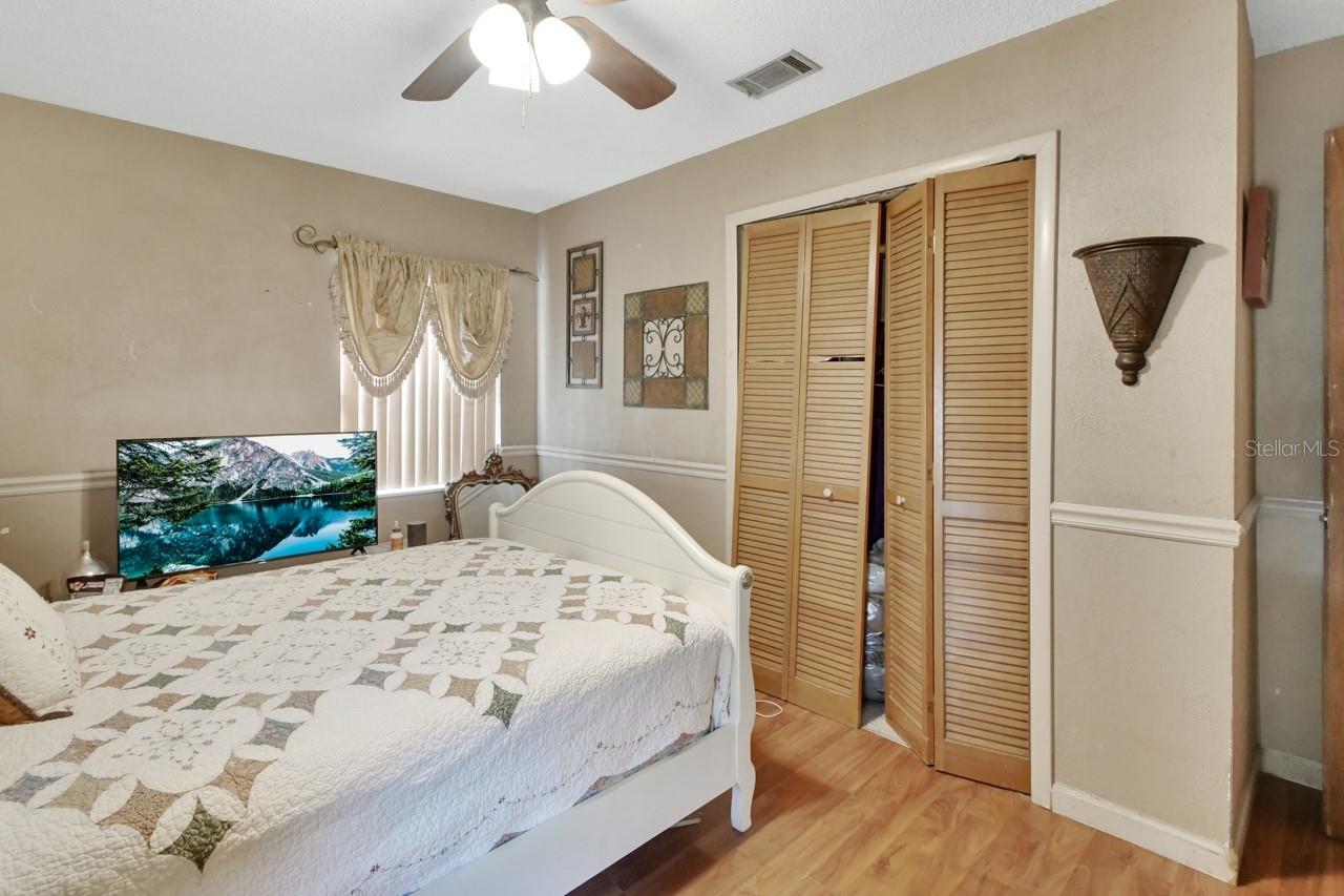 1050 TAPPAN CIR, ORANGE CITY, FL, 32763