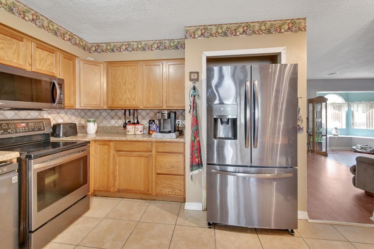 1050 TAPPAN CIR, ORANGE CITY, FL, 32763