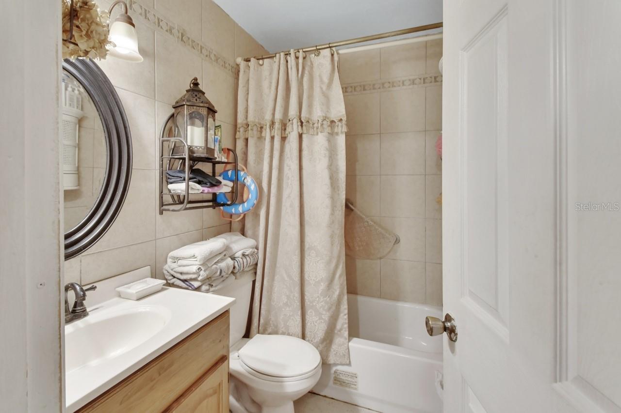 1050 TAPPAN CIR, ORANGE CITY, FL, 32763