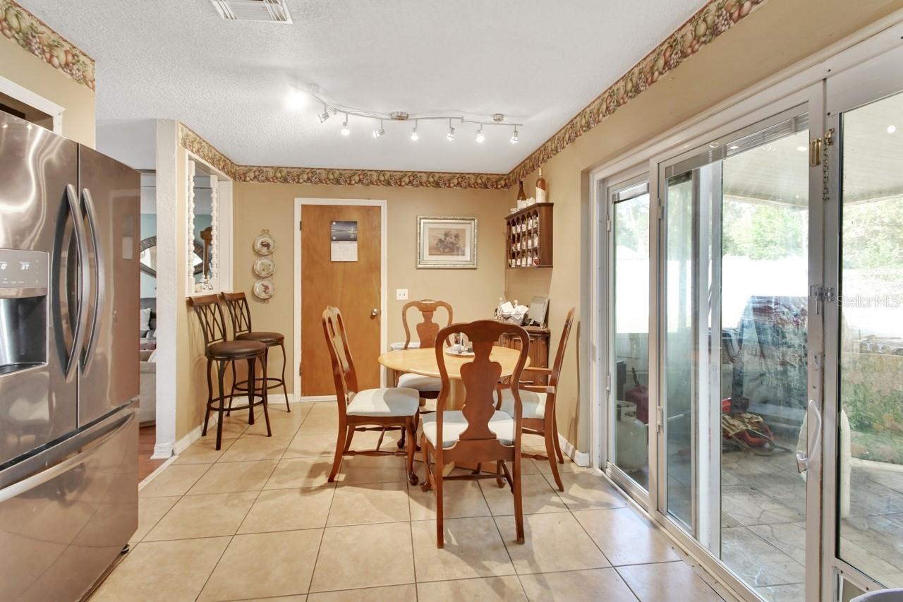 1050 TAPPAN CIR, ORANGE CITY, FL, 32763
