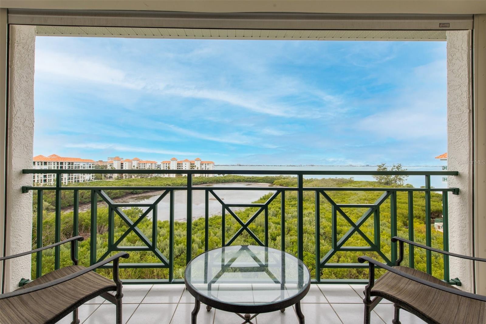 4750 DOLPHIN CAY LN S #604, ST PETERSBURG, FL, 33711