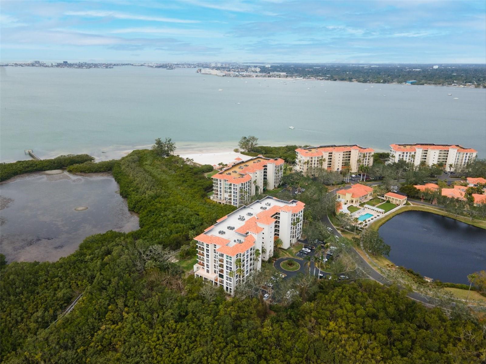 4750 DOLPHIN CAY LN S #604, ST PETERSBURG, FL, 33711