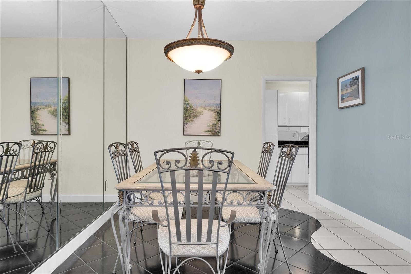 4750 DOLPHIN CAY LN S #604, ST PETERSBURG, FL, 33711