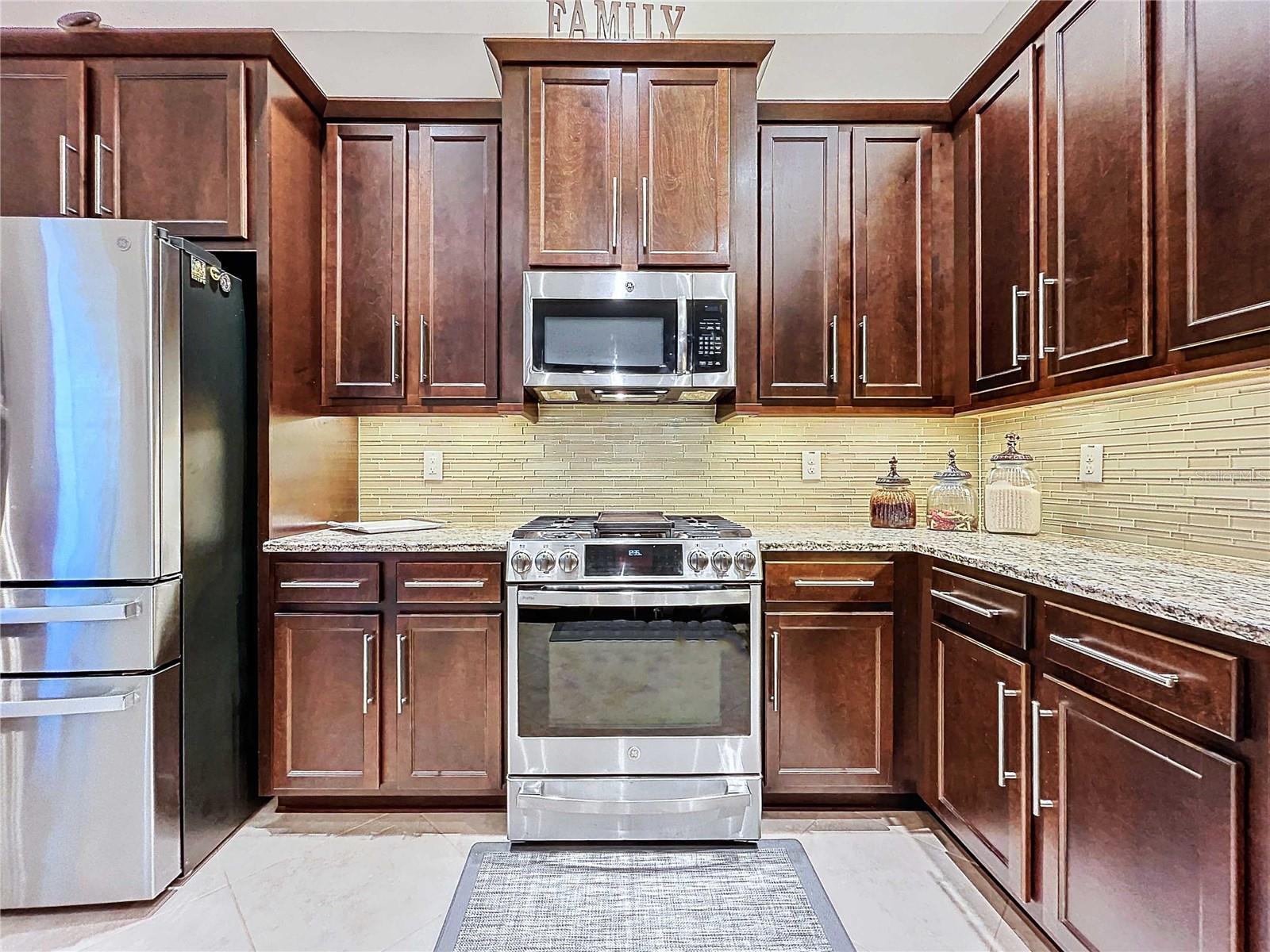 2670 TARRAGONA WAY, WESLEY CHAPEL, FL, 33543