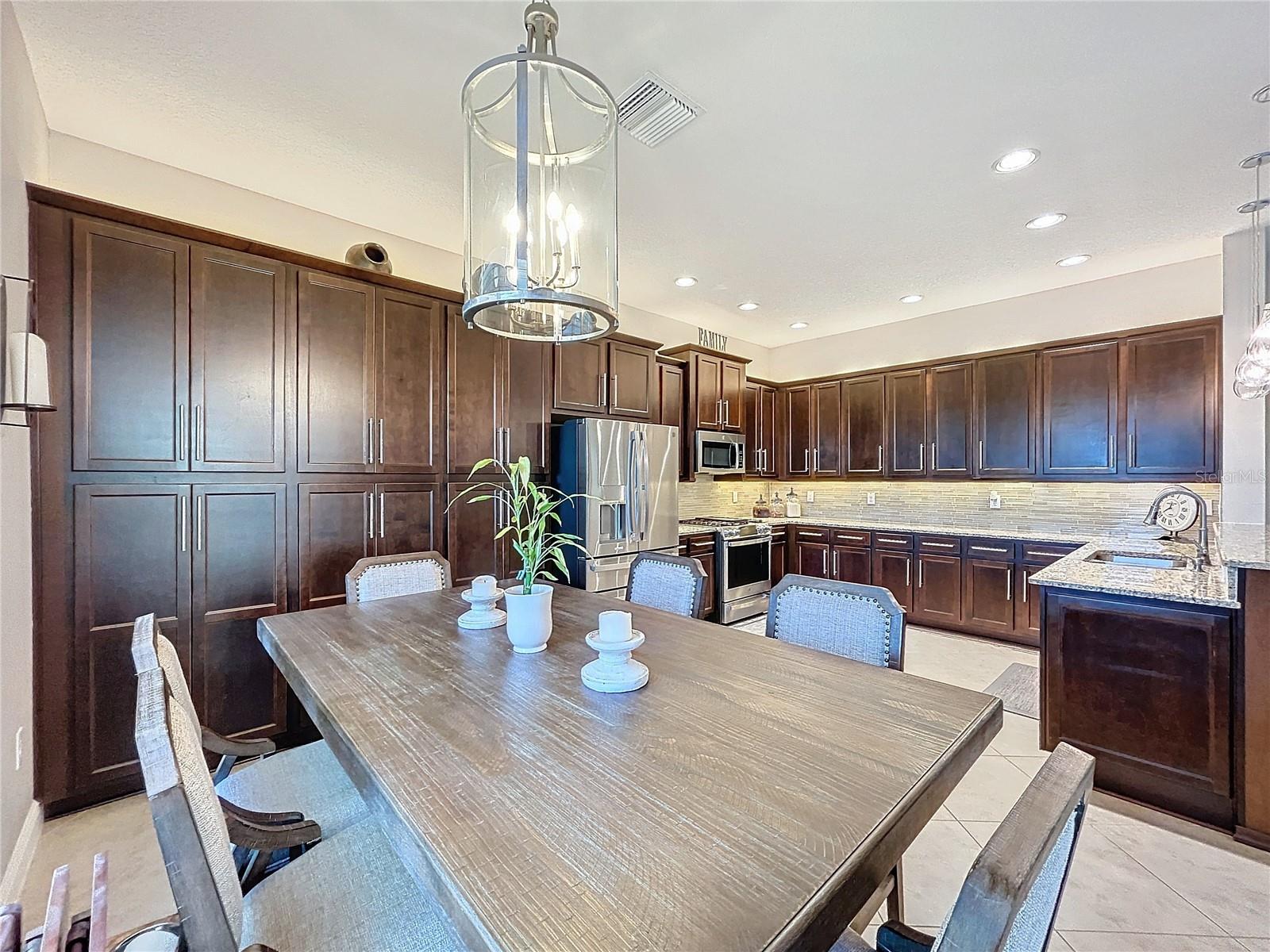 2670 TARRAGONA WAY, WESLEY CHAPEL, FL, 33543