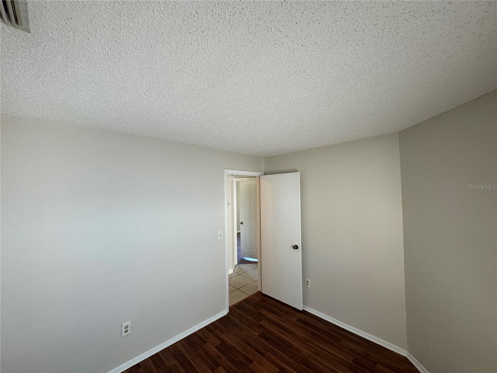 1302 MOHRLAKE DR, BRANDON, FL, 33511