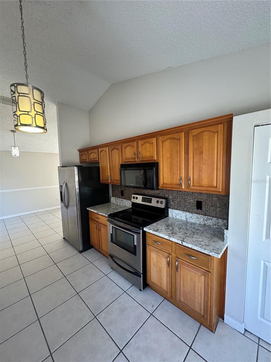1302 MOHRLAKE DR, BRANDON, FL, 33511