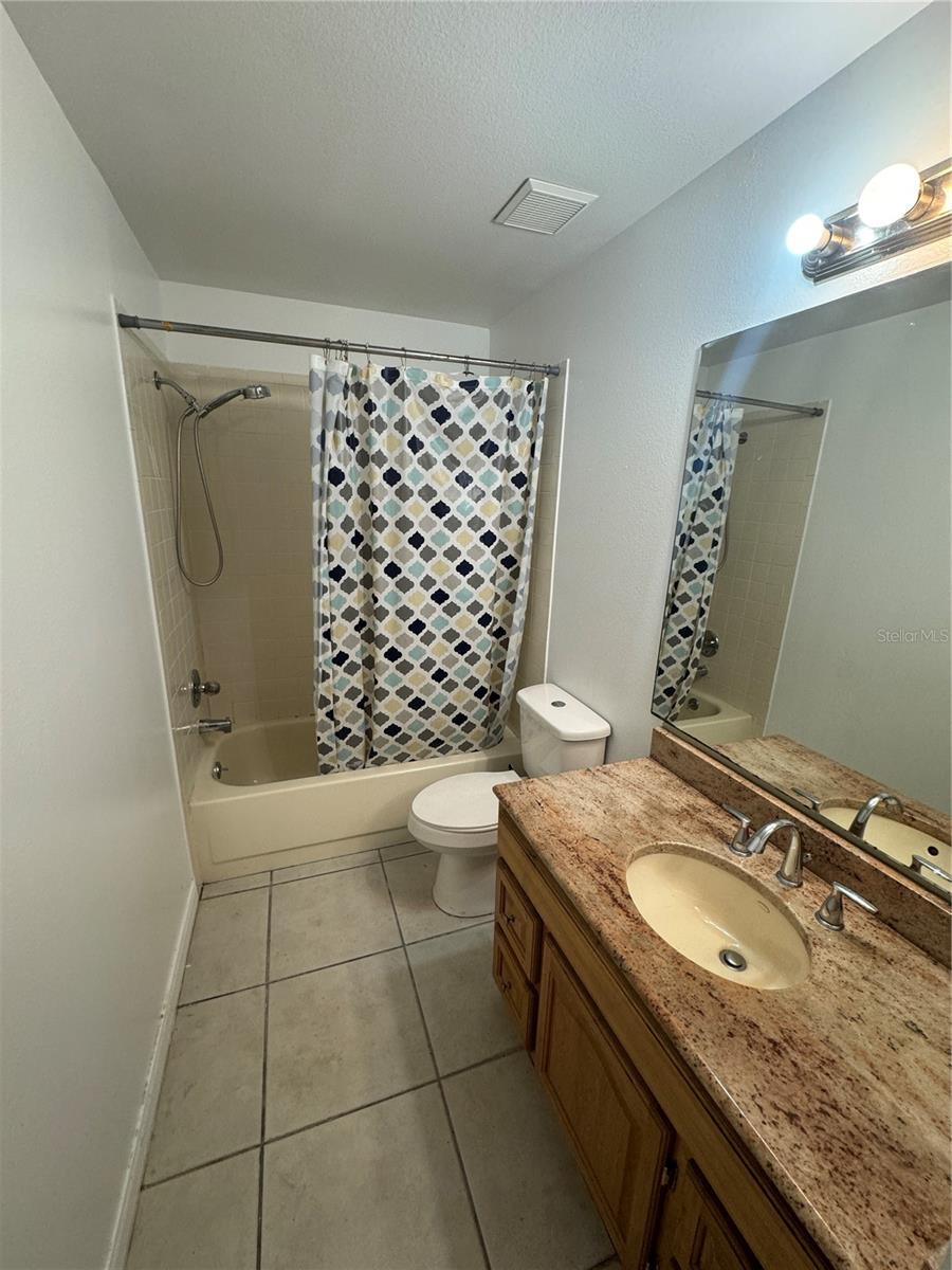 1302 MOHRLAKE DR, BRANDON, FL, 33511