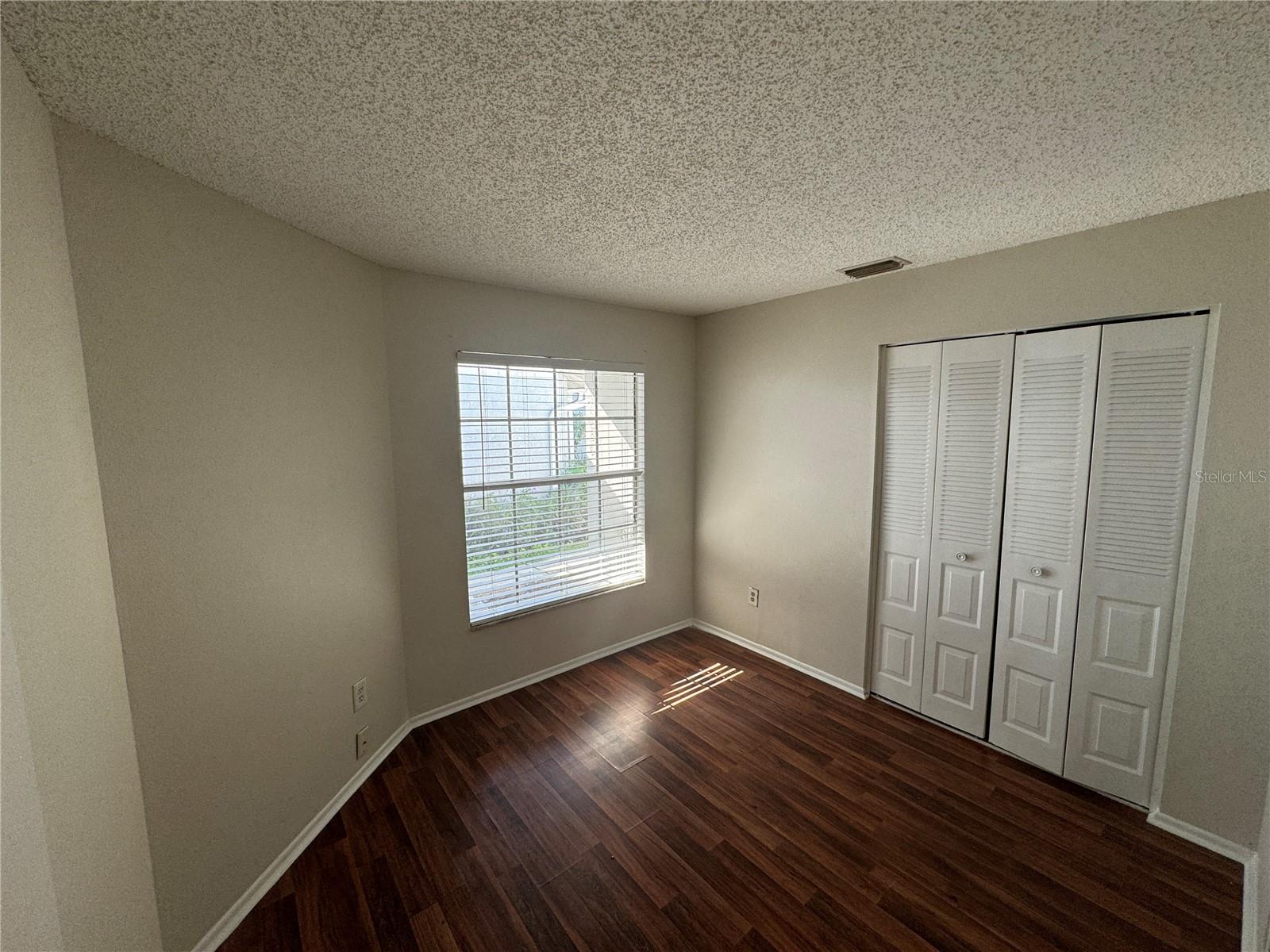 1302 MOHRLAKE DR, BRANDON, FL, 33511