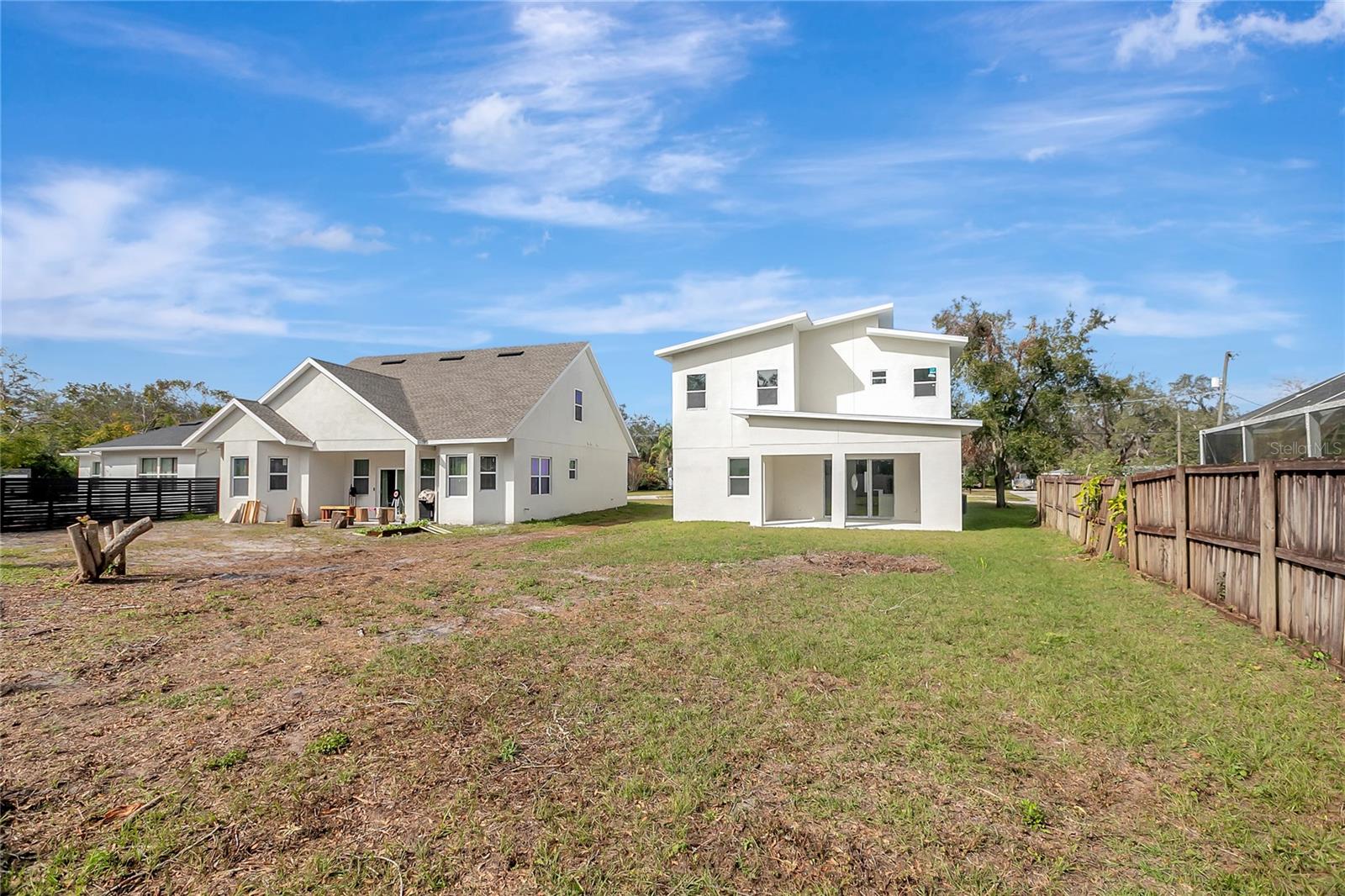 11926 RIVERHILLS DR, TAMPA, FL, 33617