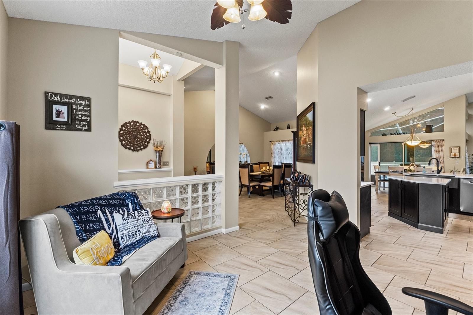 8535 DELAWARE DR, WEEKI WACHEE, FL, 34607