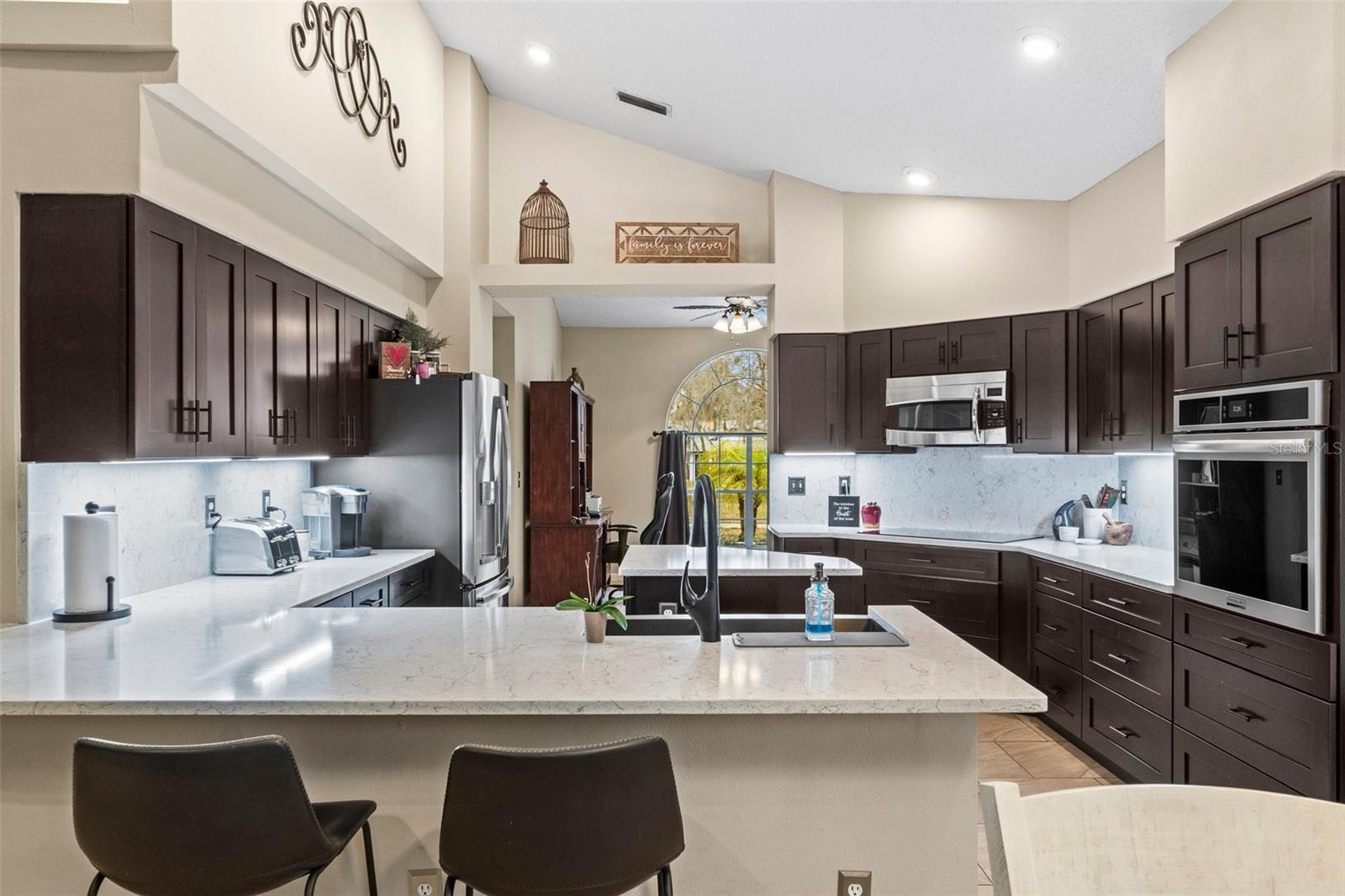 8535 DELAWARE DR, WEEKI WACHEE, FL, 34607