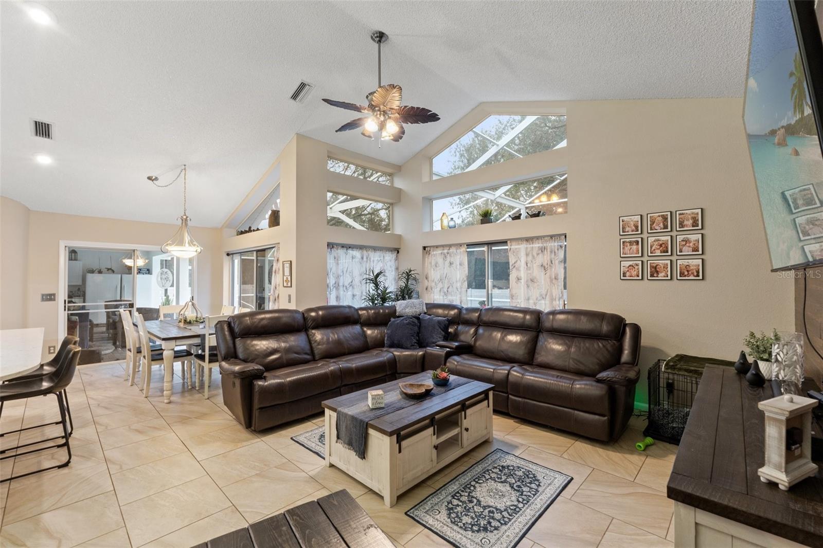 8535 DELAWARE DR, WEEKI WACHEE, FL, 34607