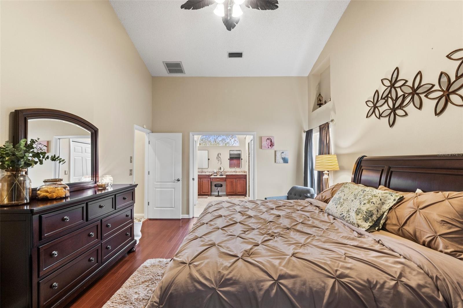 8535 DELAWARE DR, WEEKI WACHEE, FL, 34607