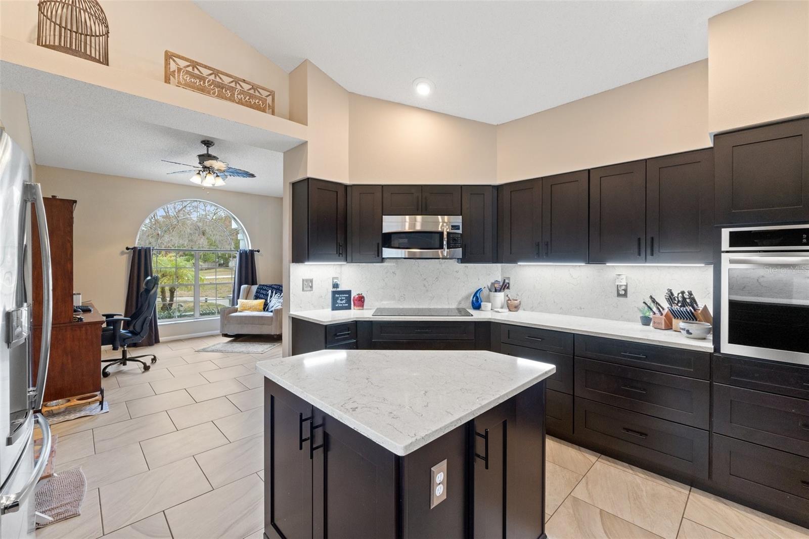 8535 DELAWARE DR, WEEKI WACHEE, FL, 34607