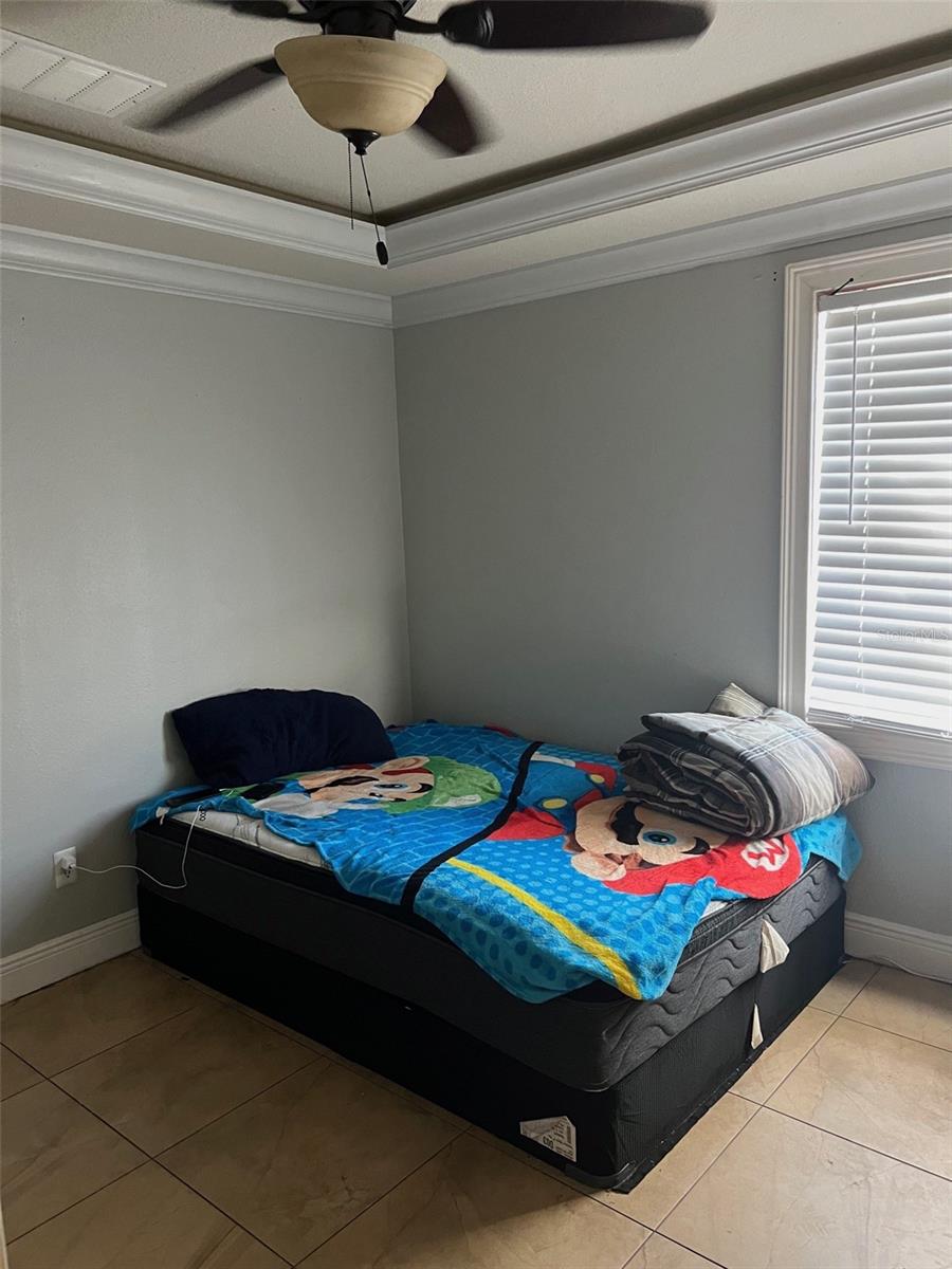 1008 WESTSIDE DR, TAMPA, FL, 33619
