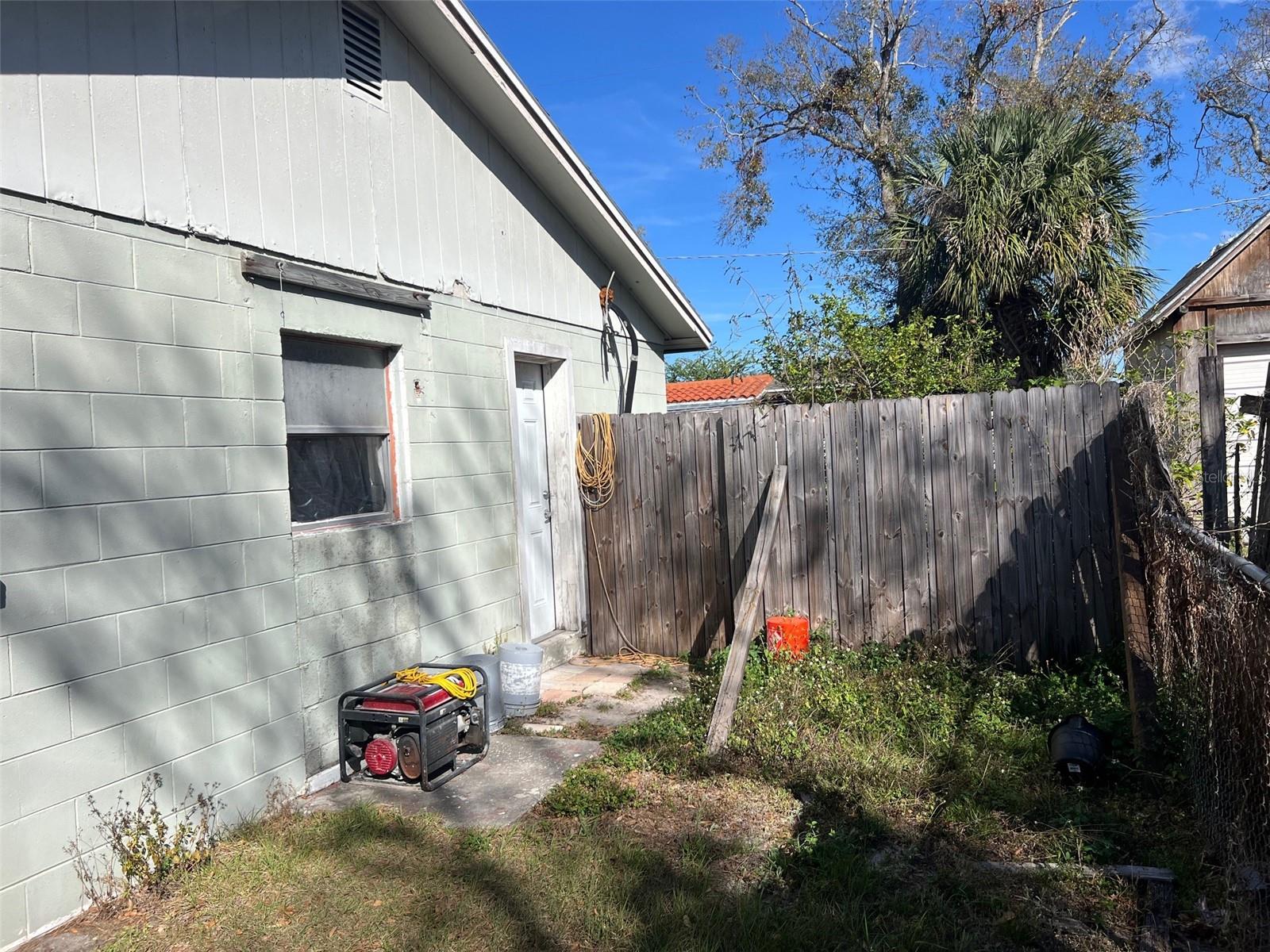 1008 WESTSIDE DR, TAMPA, FL, 33619