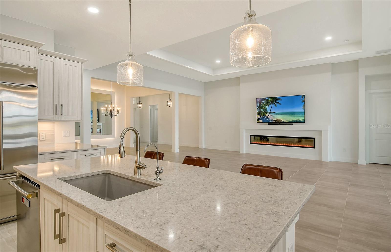 8043 WATERBEND TRL, SARASOTA, FL, 34240