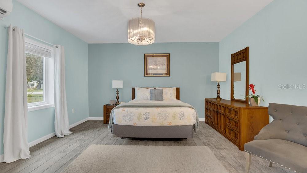 1296 W WELLINGTON DR, DELTONA, FL, 32725