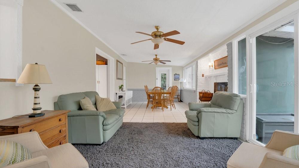 1296 W WELLINGTON DR, DELTONA, FL, 32725