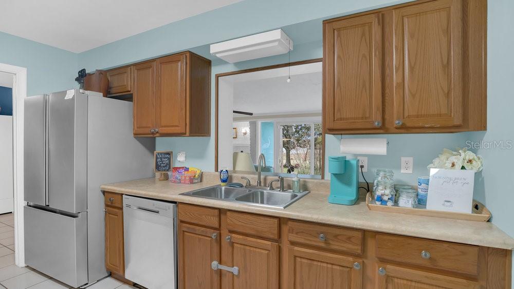 1296 W WELLINGTON DR, DELTONA, FL, 32725