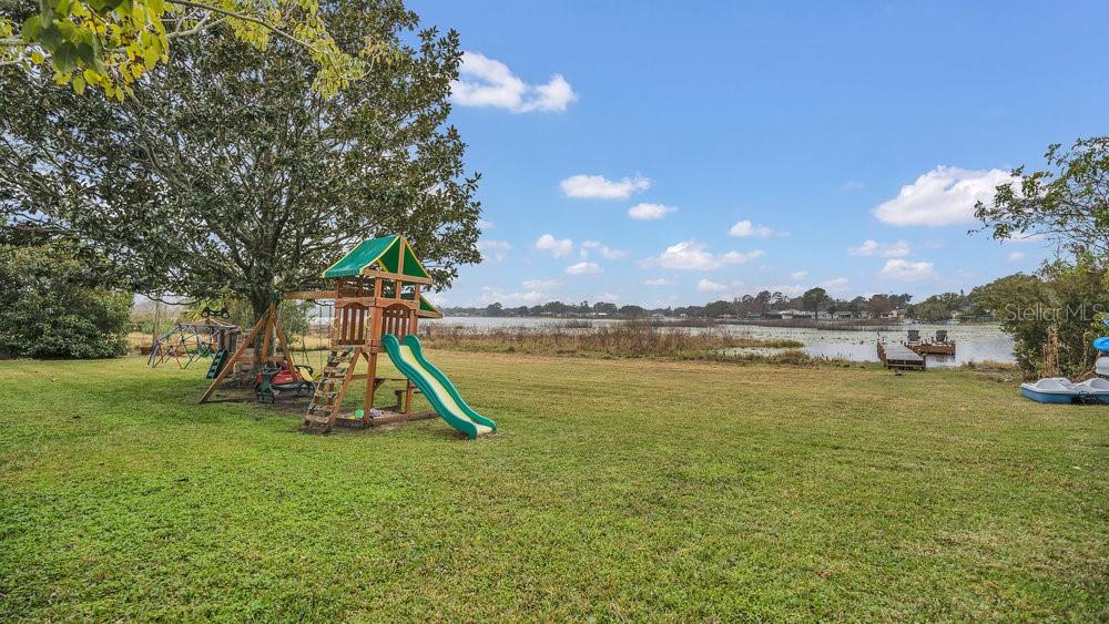 1296 W WELLINGTON DR, DELTONA, FL, 32725