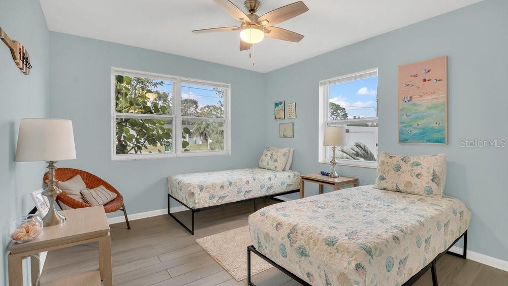 1296 W WELLINGTON DR, DELTONA, FL, 32725