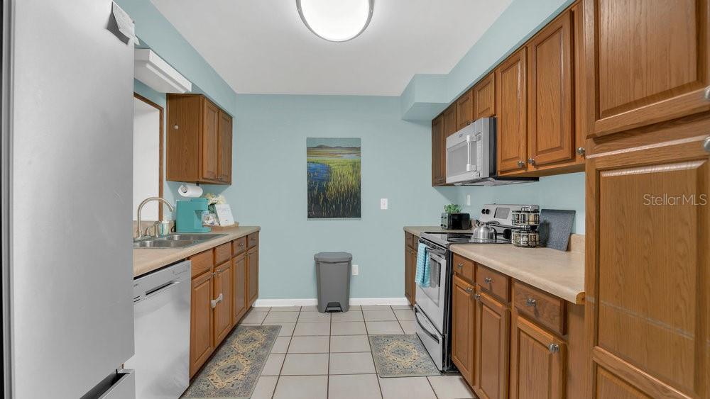 1296 W WELLINGTON DR, DELTONA, FL, 32725